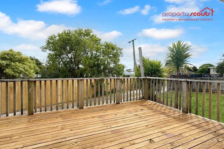 Photo of property in 5 Simpson Road, Ranui, Auckland, 0612