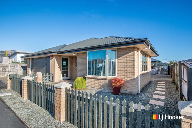 Photo of property in 23 Forfar Street, Mosgiel, 9024