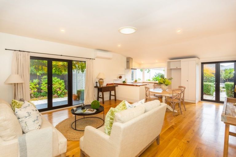 Photo of property in 6 Neville Street, Spreydon, Christchurch, 8024