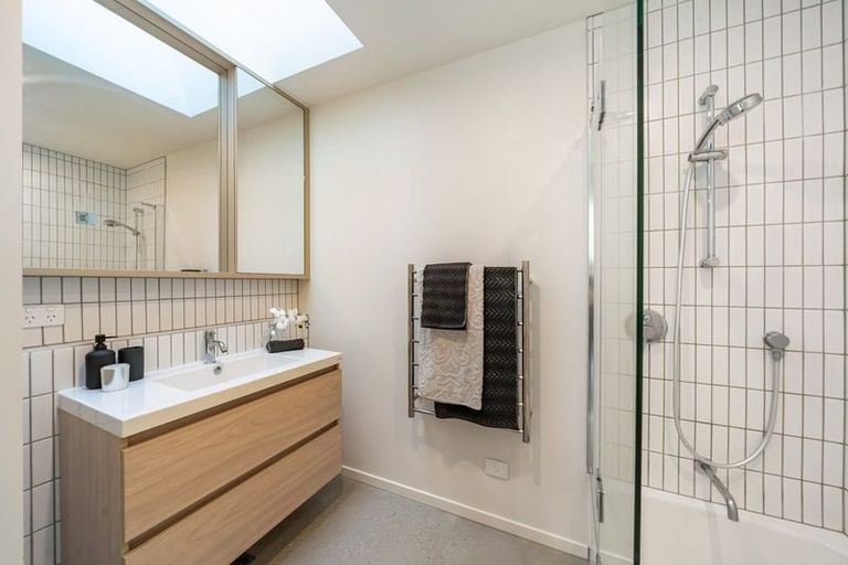 Photo of property in 17b Cuba Street, Petone, Lower Hutt, 5012