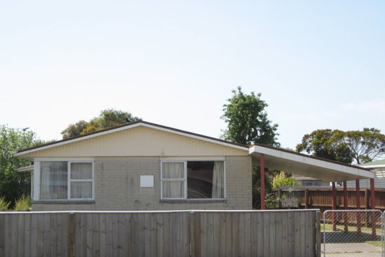 Photo of property in 45 Saint Heliers Crescent, Aranui, Christchurch, 8061