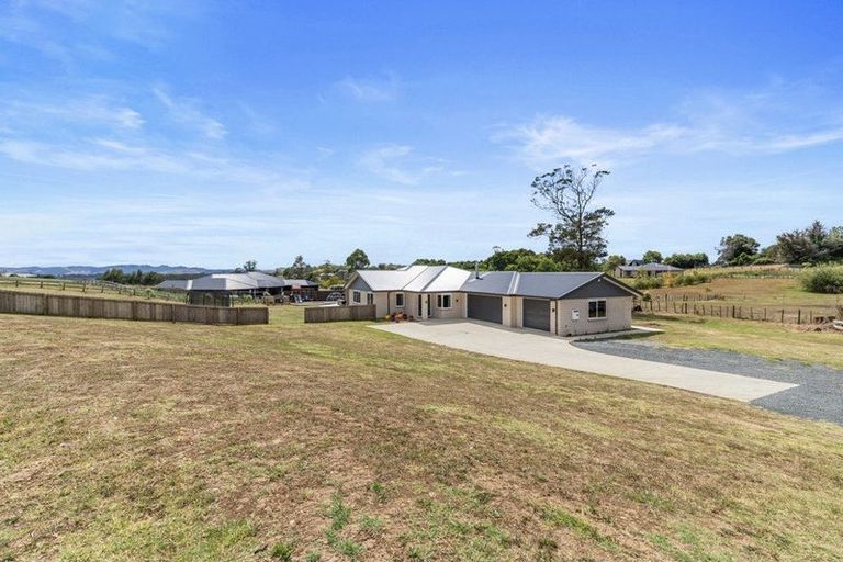 Photo of property in 6 Vineyard Road, Te Kauwhata, 3782