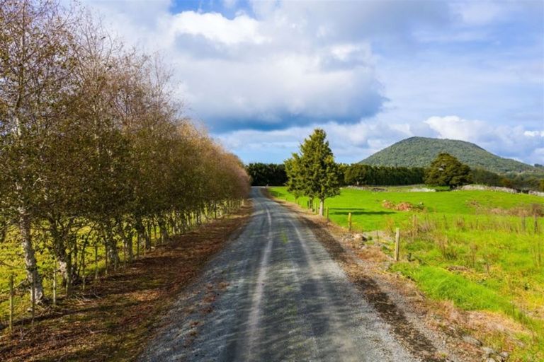 Photo of property in 208 Tatton Road, Maungatapere, Whangarei, 0179