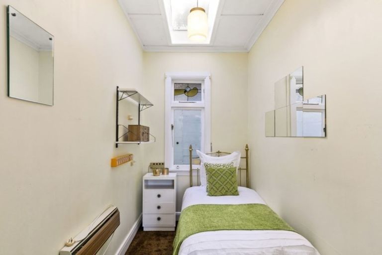 Photo of property in 5 Mana Street, Vogeltown, Wellington, 6021