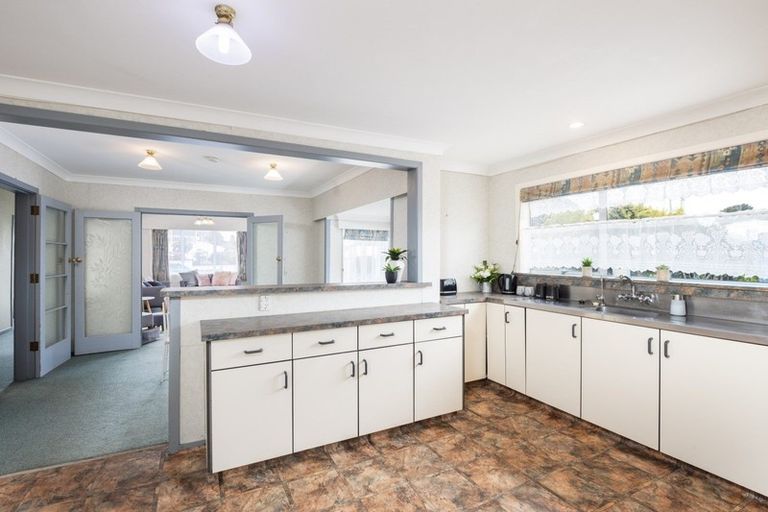 Photo of property in 45 Cutfield Road, New Plymouth, 4310