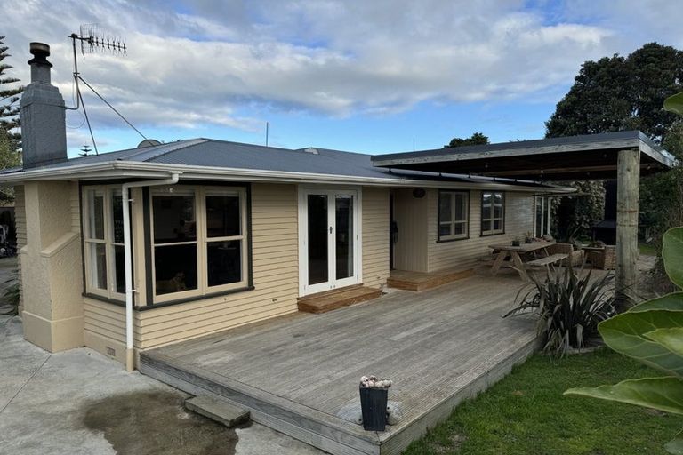 Photo of property in 1 Van Asch Road, Haumoana, 4102