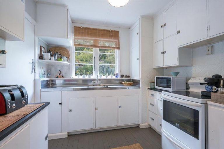 Photo of property in 69 Campbell Street, Nelson South, Nelson, 7010