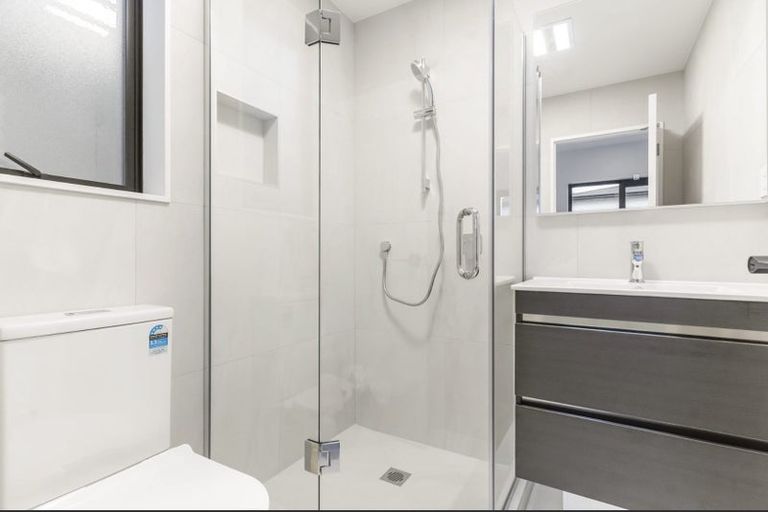 Photo of property in 39c Maugham Drive, Bucklands Beach, Auckland, 2014