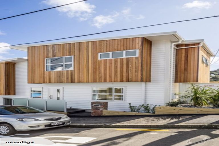 Photo of property in 16 Tapiri Street, Hataitai, Wellington, 6021