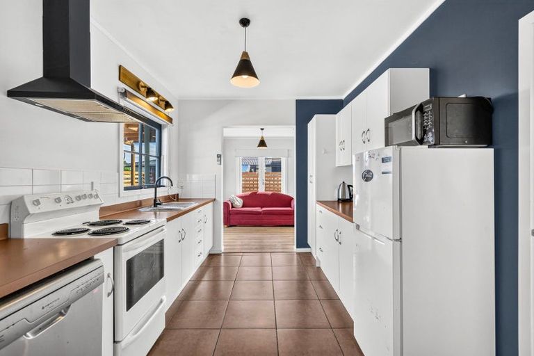 Photo of property in 6 Cambridge Street, Putaruru, 3411