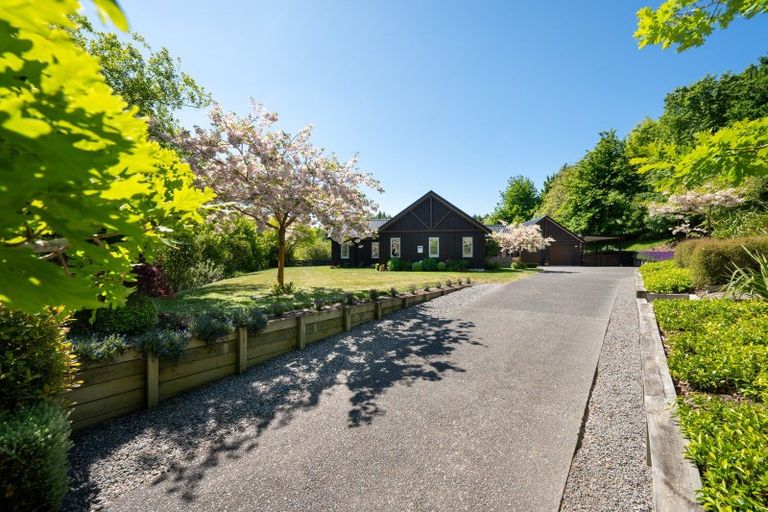 Photo of property in 38 Tauroa Valley Road, Havelock North, 4130