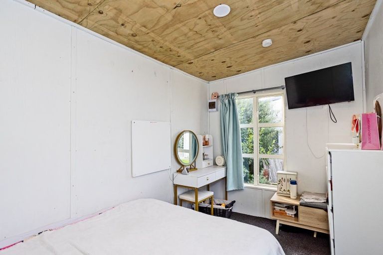 Photo of property in 70 Murphy Street, Strathern, Invercargill, 9812