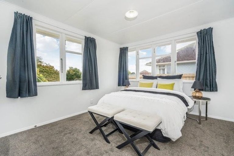 Photo of property in 5 Firth Crescent, Otara, Auckland, 2025