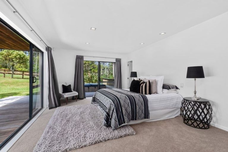 Photo of property in 206 Trigg Road, Kumeu, 0891