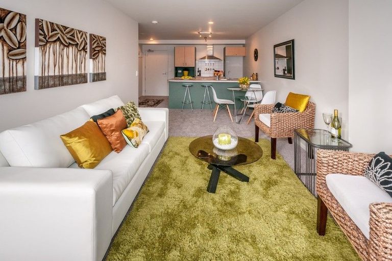 Photo of property in Bay Palms Apartments, 8/30b Bute Road, Browns Bay, Auckland, 0630