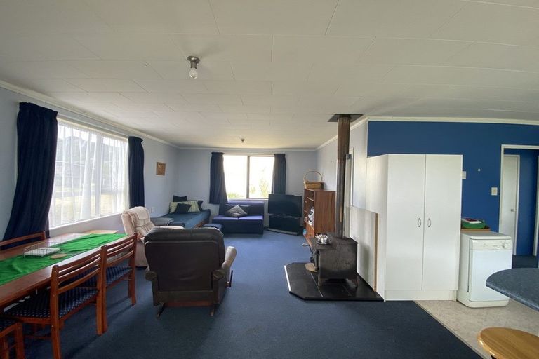 Photo of property in 12 Point Road, Mokau, 4376