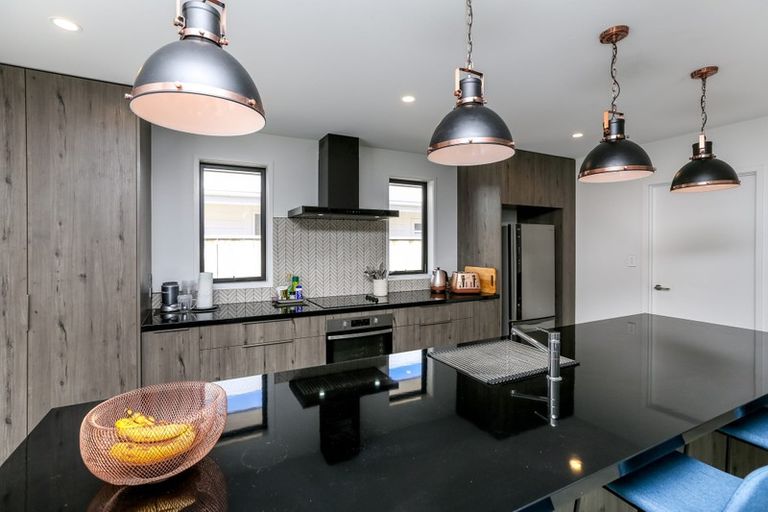 Photo of property in 23 Smith Street, Lepperton, New Plymouth, 4373