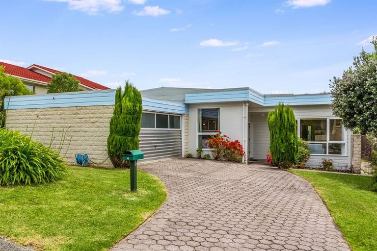 Photo of property in 4 Mervyn Place, Plimmerton, Porirua, 5026