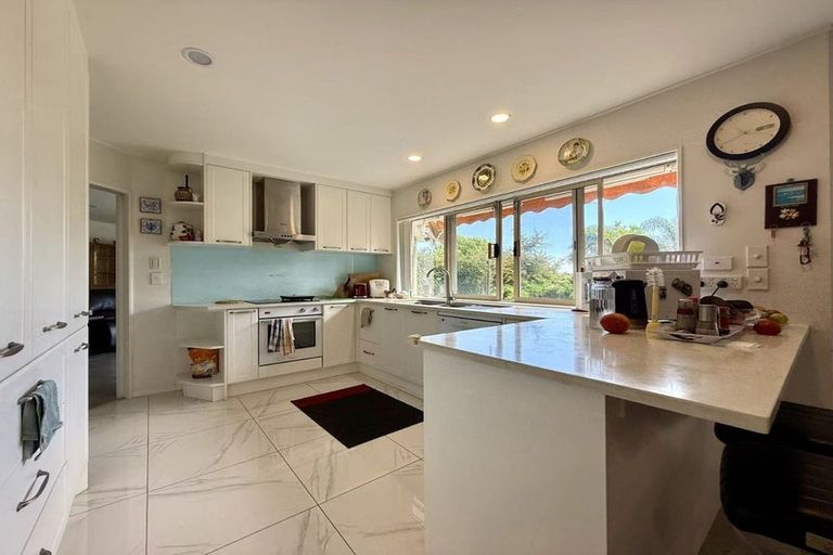 Photo of property in 164 Millhouse Drive, Golflands, Auckland, 2013