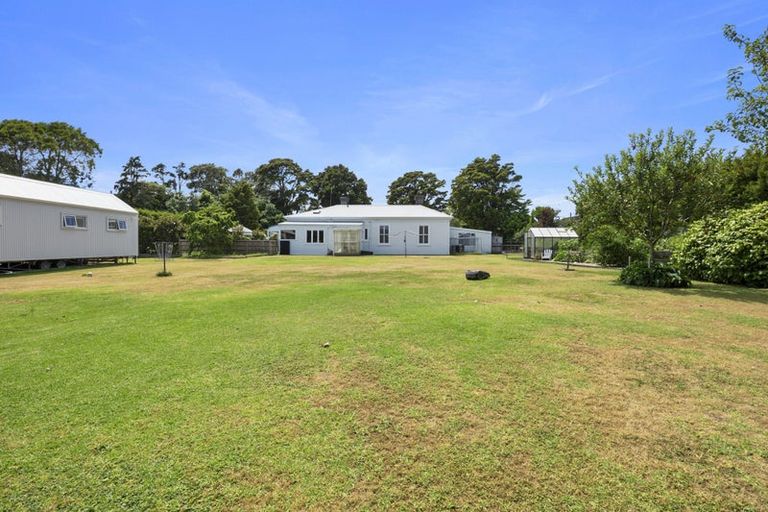 Photo of property in 190 Smart Road, Hillsborough, New Plymouth, 4372