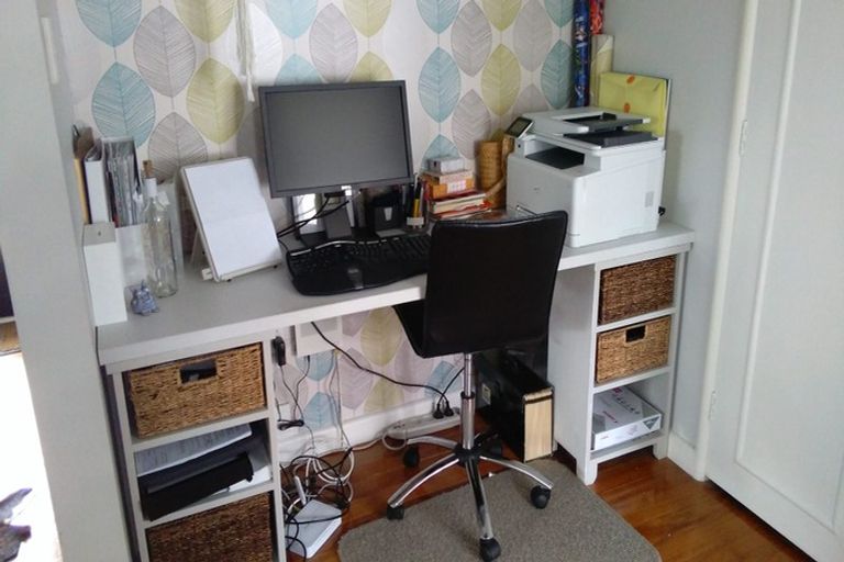 Photo of property in 247 Carrington Street, Vogeltown, New Plymouth, 4310