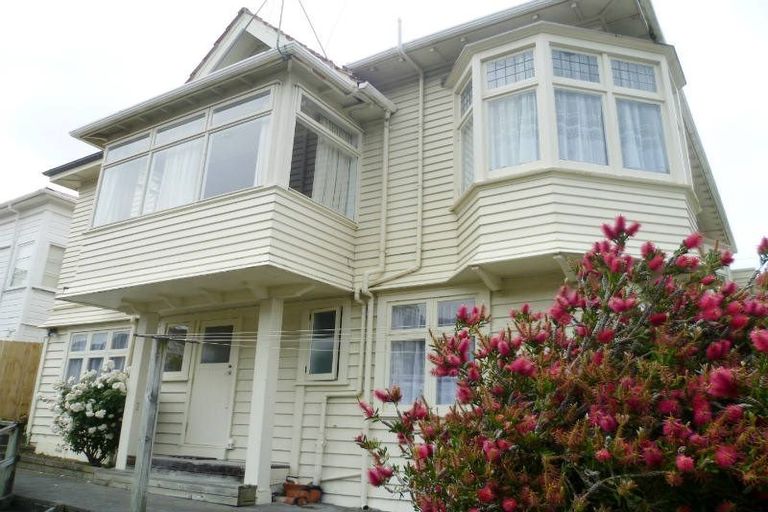 Photo of property in 54 Waipapa Road, Hataitai, Wellington, 6021