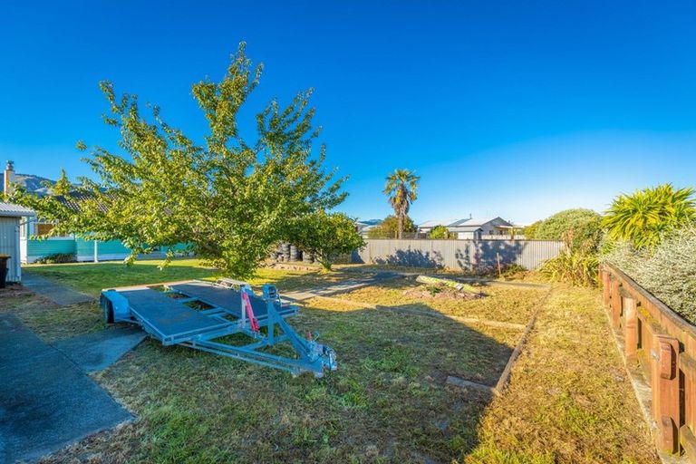 Photo of property in 36 Gladstone Road, Richmond, 7020