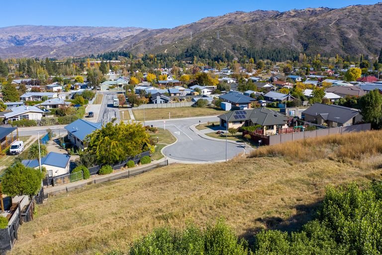 Photo of property in 5 Mcmurray Place, Clyde, 9330