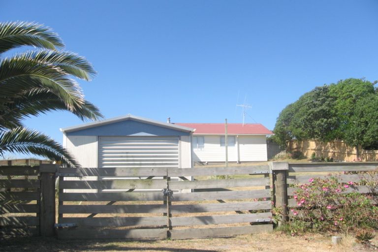 Photo of property in 547 Pukehina Parade, Pukehina, 3189