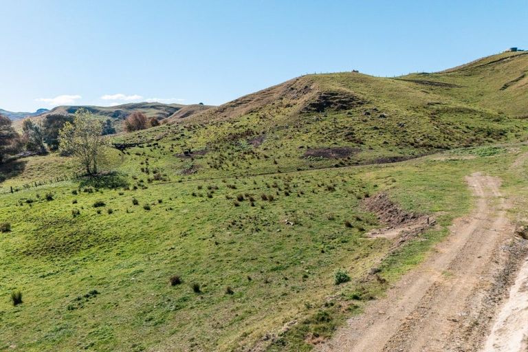 Photo of property in 614b Apley Road, Puketapu, Napier, 4182