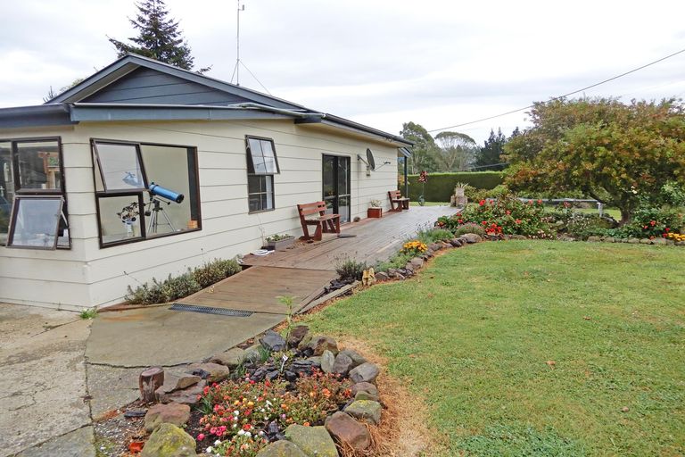 Photo of property in 5 Ord Street, Herbert, Oamaru, 9495