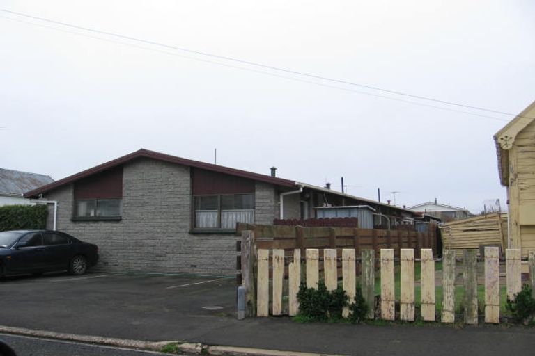 Photo of property in 65e Wesley Street, South Dunedin, Dunedin, 9012