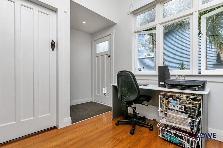 Photo of property in 12 Birkley Road, Bayswater, Auckland, 0622