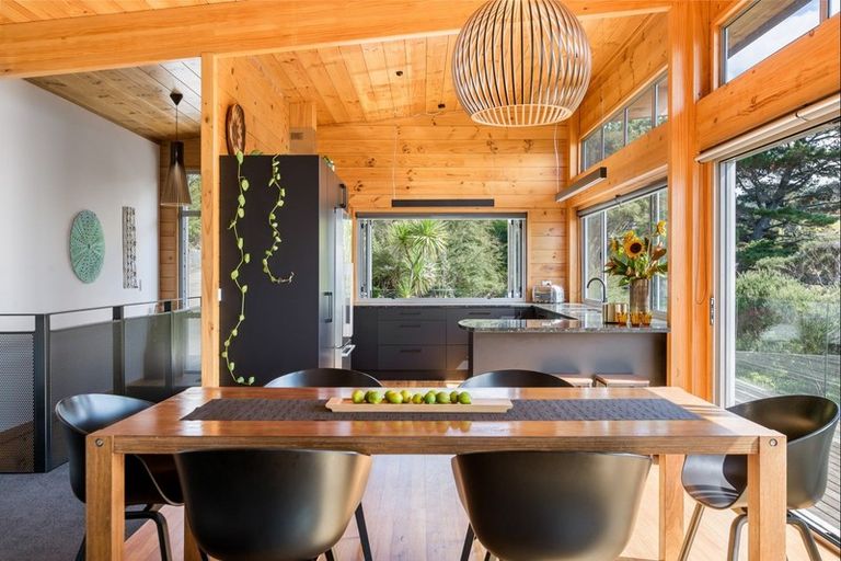 Photo of property in 710 Hibiscus Coast Highway, Waiwera, Orewa, 0994