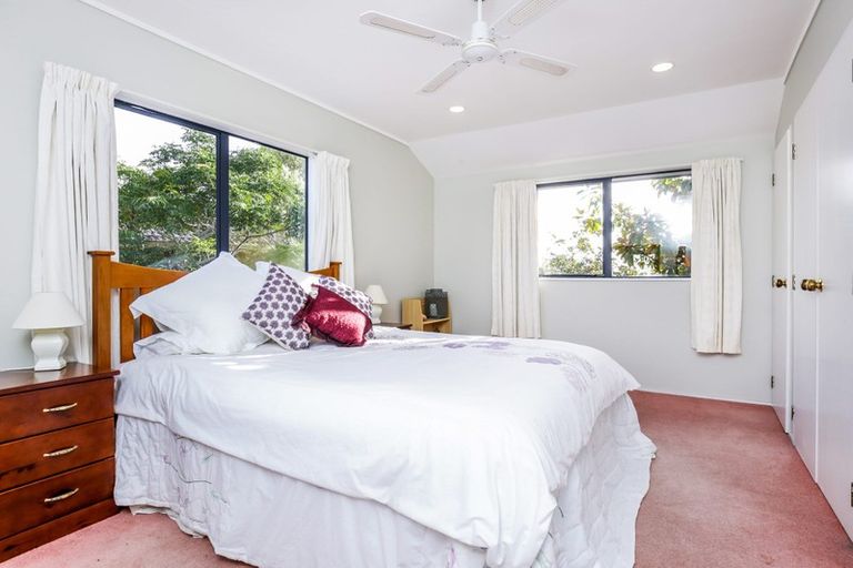 Photo of property in 49 Milan Drive, Glen Eden, Auckland, 0602