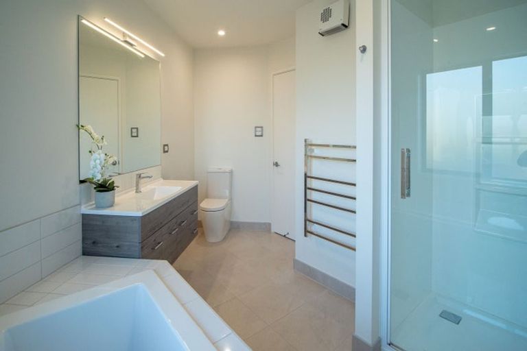 Photo of property in 64 Lakeview Lane, Mangawhai, 0573