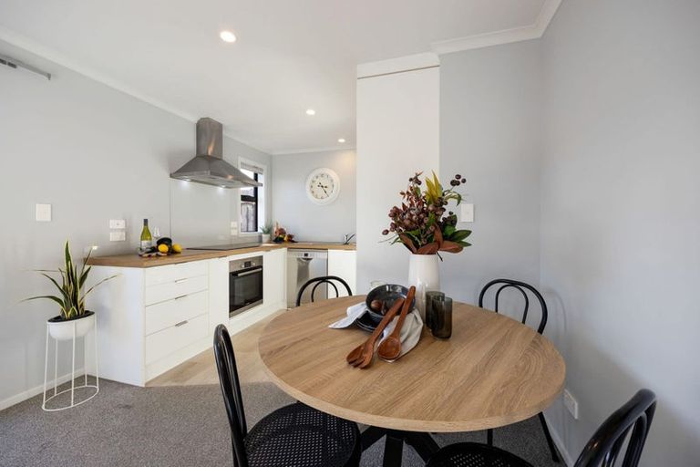 Photo of property in 1-5/5 Charlemont Street, Whitiora, Hamilton, 3200