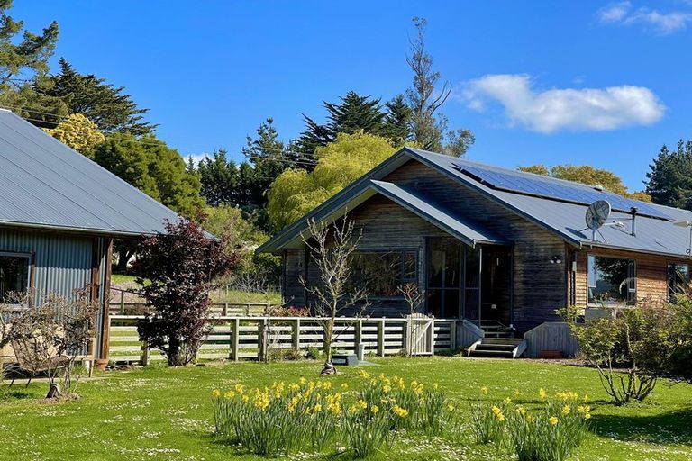 Photo of property in 23 Goodwood Road, Goodwood, Palmerston, 9481