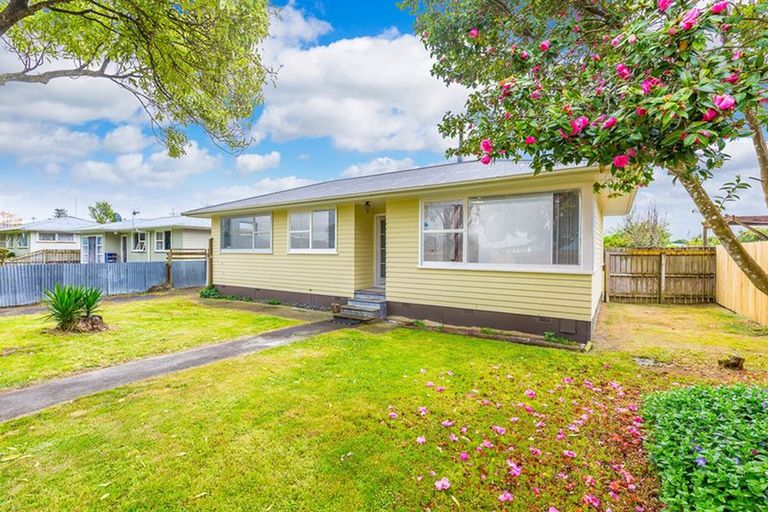 Photo of property in 9 Jupiter Street, Rosehill, Papakura, 2113
