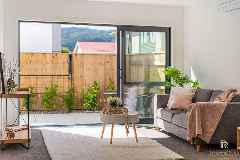 Photo of property in 1/104 Martin Street, Wallaceville, Upper Hutt, 5018
