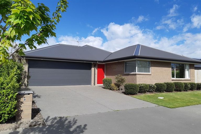 Photo of property in 3 Bradwell Crescent, Halswell, Christchurch, 8025