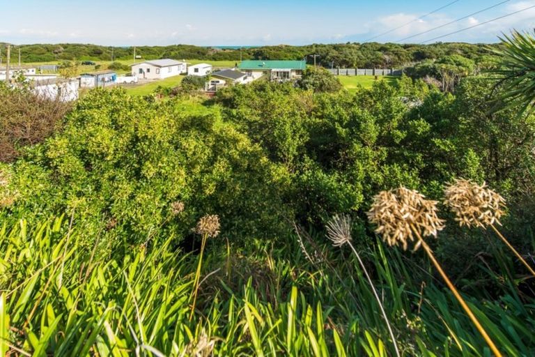 Photo of property in 69 Karaka Street, Castlecliff, Wanganui, 4501