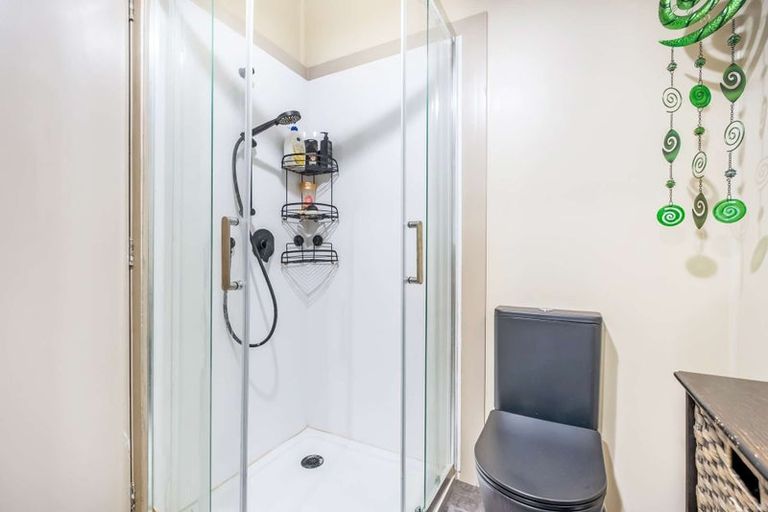 Photo of property in 54 Powells Road, Cable Bay, 0420