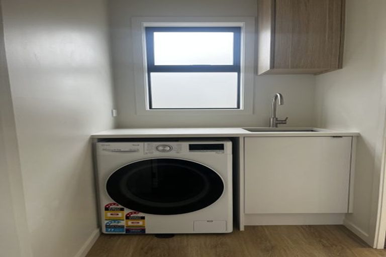 Photo of property in 10/370 Stokes Valley Road, Stokes Valley, Lower Hutt, 5019