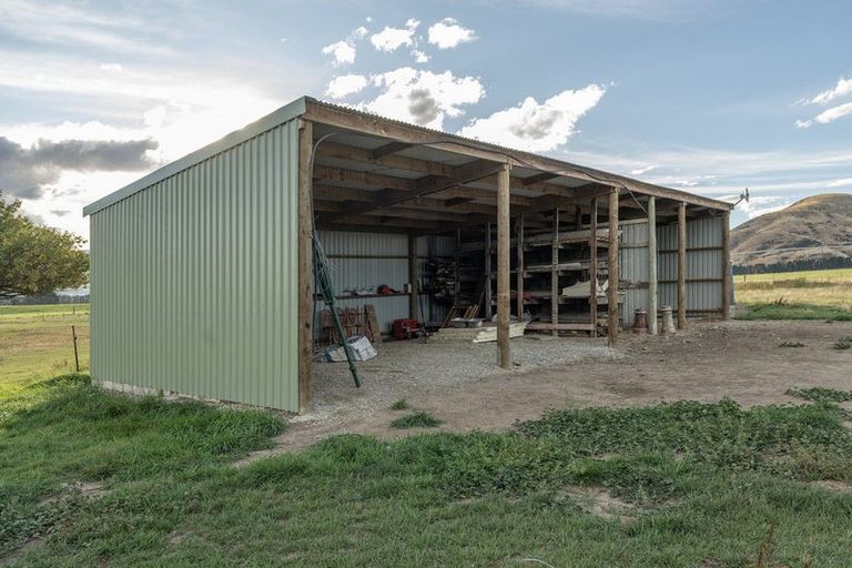 Photo of property in 156 Munroes Lane, Tarras, Cromwell, 9383