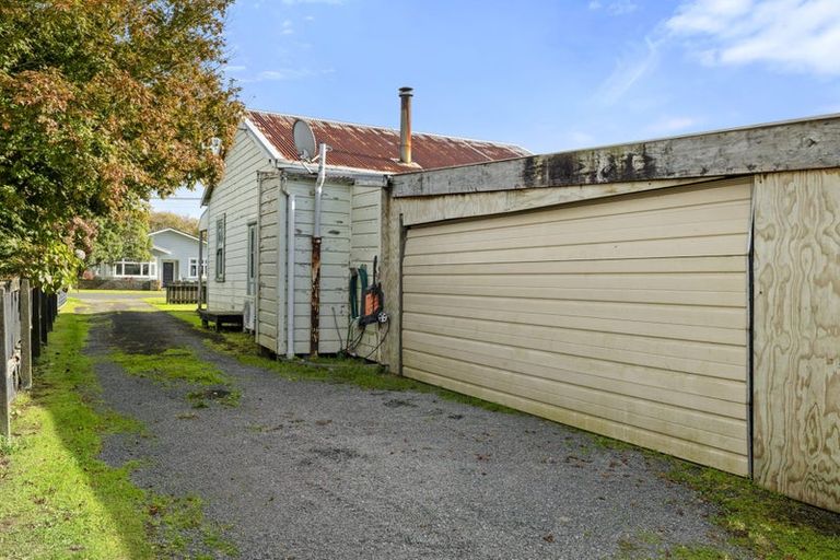 Photo of property in 15 Standish Street, Westown, New Plymouth, 4310