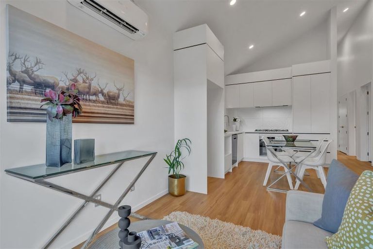Photo of property in 42 Biokovo Street, Massey, Auckland, 0614