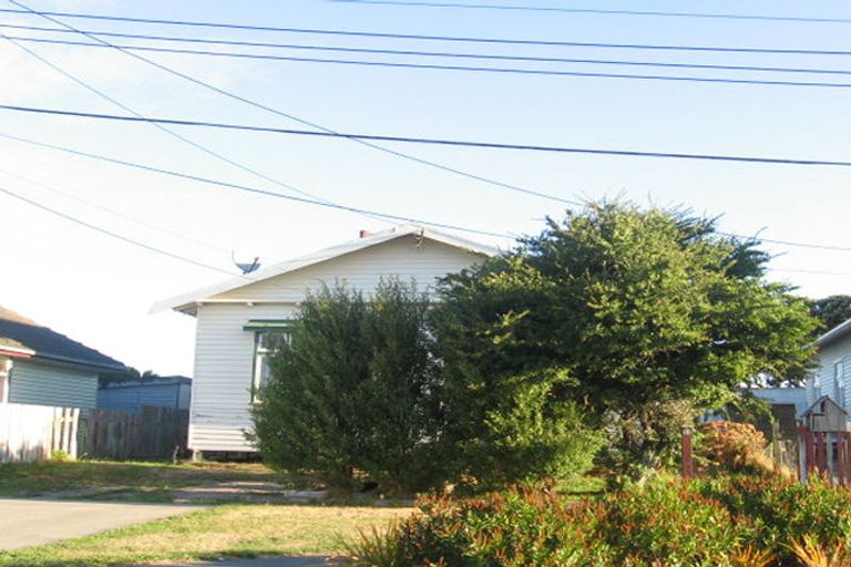 Photo of property in 64 Heretaunga Street, Petone, Lower Hutt, 5012