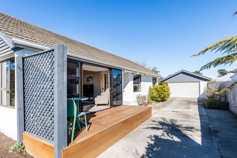 Photo of property in 37 Kaiwara Street, Hoon Hay, Christchurch, 8025