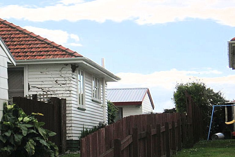 Photo of property in 17c Hampton Terrace, Parkvale, Tauranga, 3112